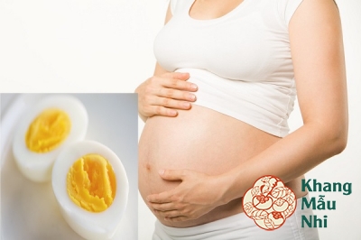 Bà bầu ăn gì để con da trăng môi đỏ?