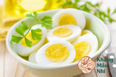3 tháng đầu thai kì mẹ bầu nên ăn gì, kiêng gì?